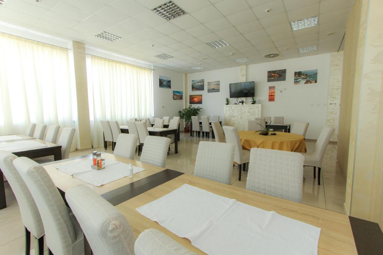 Hotel Play Herceg Novi Zewnętrze zdjęcie